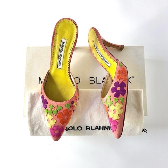 Manolo Blahnik Shoes - Manolo Blahnik Pastel Hearts and Floral Cutout Pointed Toe Mules Pumps 35.5